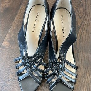 Ellen Tracy woven heels size 11